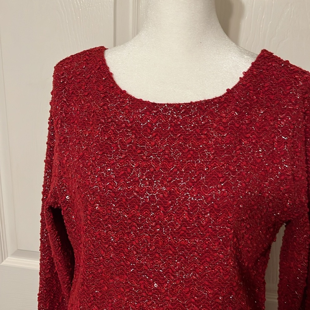 Jennifer Lopez knit lace sweater red with silver thread & sequins. V-back. Sz M - Picture 4 of 14